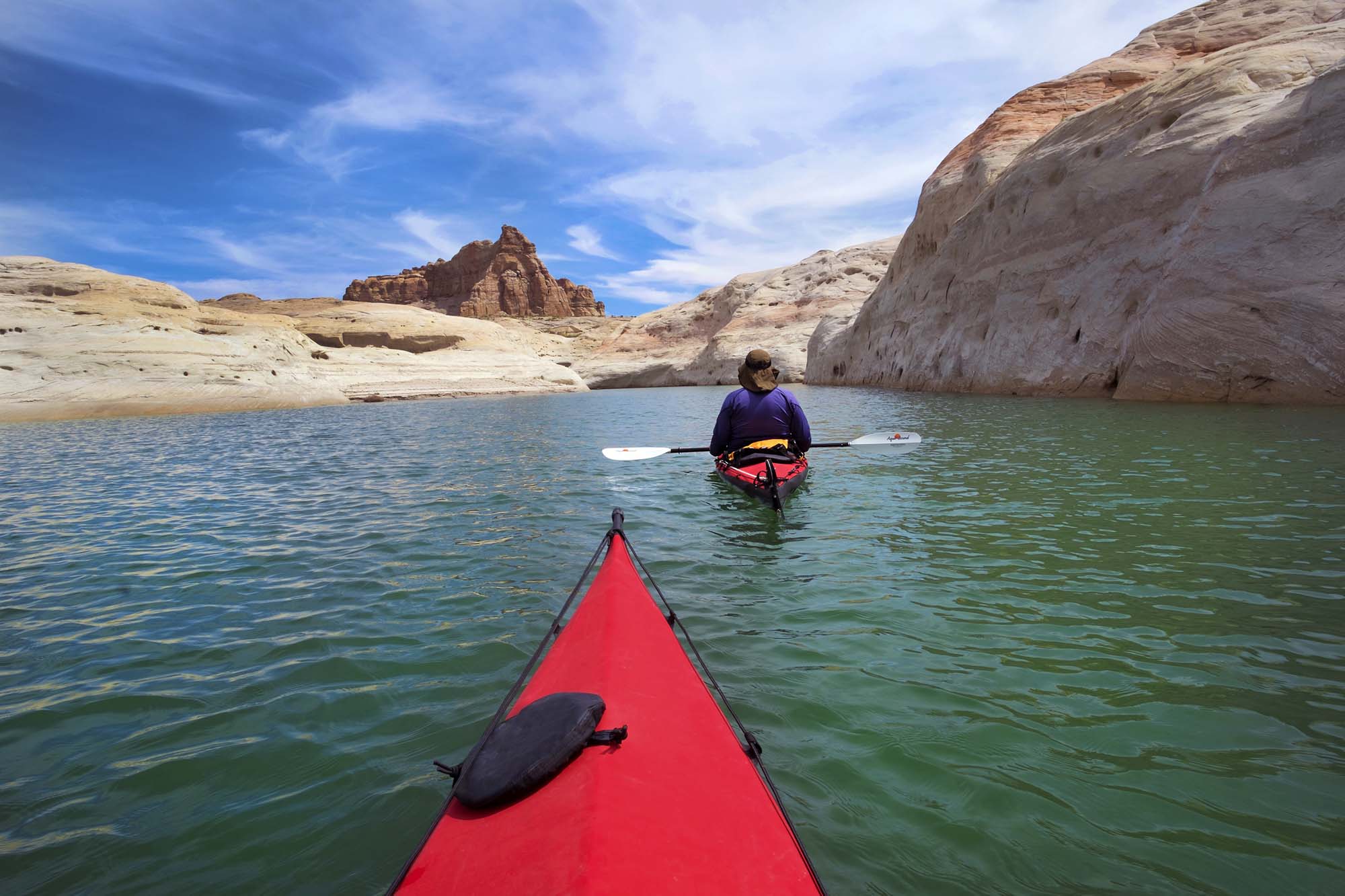 usa-utah-arizona-lake-powell-kayaking-shutterstock-547310434
